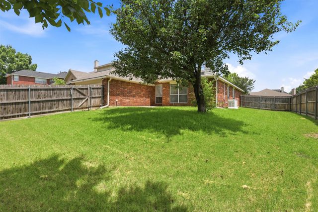 2501 Saddlehorn Drive, Mesquite, TX 75181