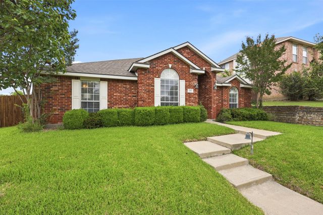 2501 Saddlehorn Drive, Mesquite, TX 75181