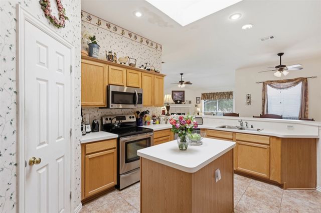 2501 Saddlehorn Drive, Mesquite, TX 75181