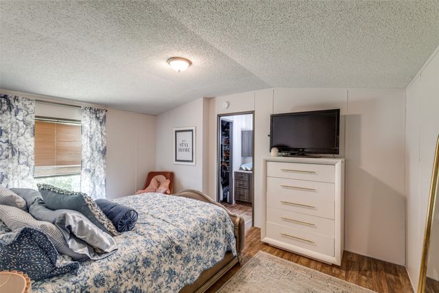 328 Hometown Way, Springtown, TX 76082