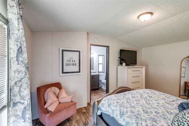 328 Hometown Way, Springtown, TX 76082