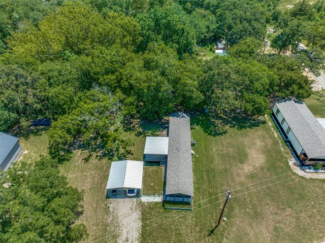 328 Hometown Way, Springtown, TX 76082
