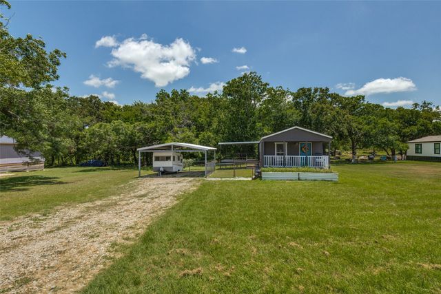 328 Hometown Way, Springtown, TX 76082