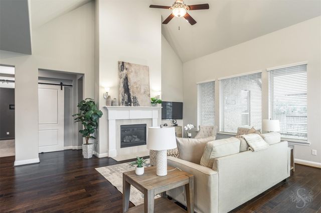 6002 Somerset Valley Drive, Richmond, TX 77407