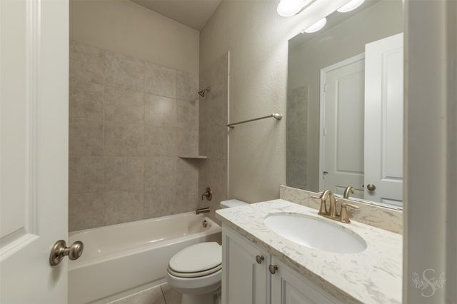 6002 Somerset Valley Drive, Richmond, TX 77407