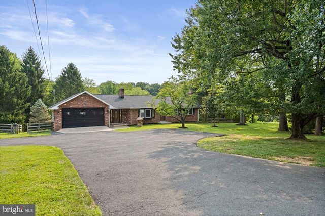 11334 WAPLES MILL RD, Oakton, VA 22124