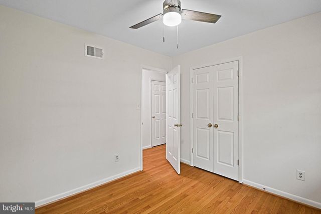 11334 WAPLES MILL RD, Oakton, VA 22124