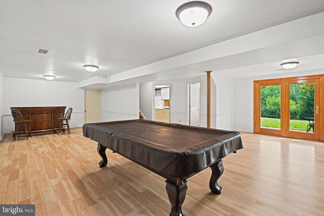 11334 WAPLES MILL RD, Oakton, VA 22124