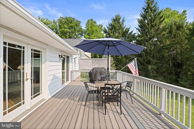 11334 WAPLES MILL RD, Oakton, VA 22124