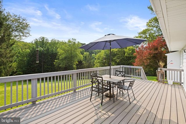 11334 WAPLES MILL RD, Oakton, VA 22124