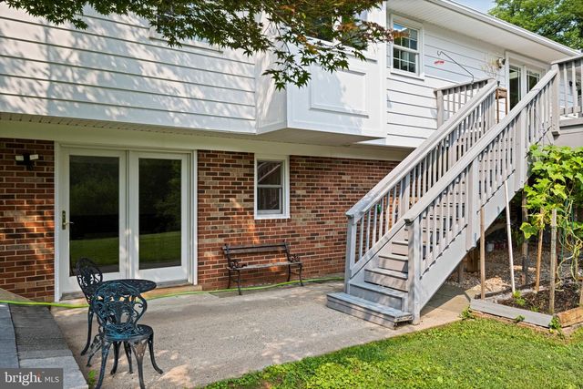 11334 WAPLES MILL RD, Oakton, VA 22124