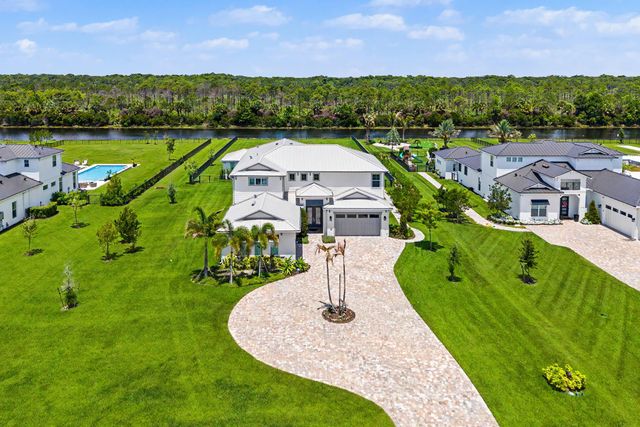 20020 SE Bridgewater Drive, Jupiter, FL 33458