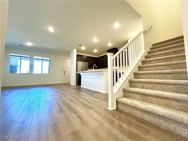 12476 Kings Creek Place, Las Vegas, NV 89138