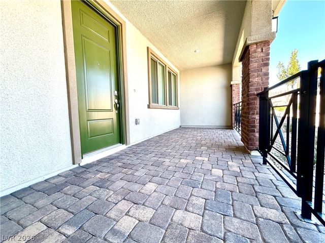 12476 Kings Creek Place, Las Vegas, NV 89138