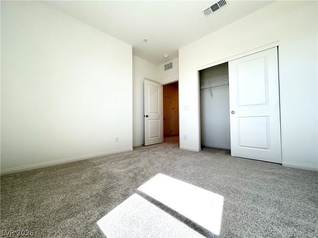 12476 Kings Creek Place, Las Vegas, NV 89138