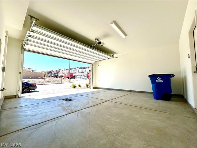 12476 Kings Creek Place, Las Vegas, NV 89138