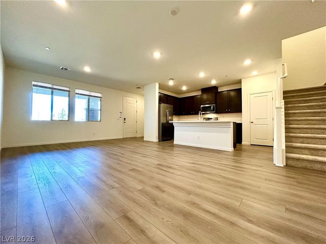 12476 Kings Creek Place, Las Vegas, NV 89138