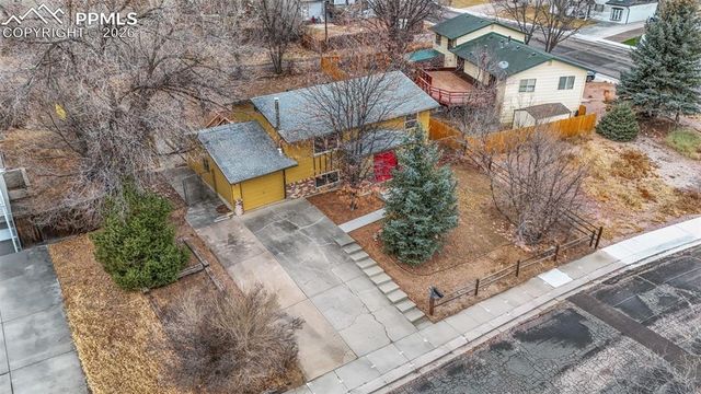 814 Paradise Lane, Colorado Springs, CO 80904