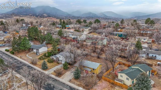 814 Paradise Lane, Colorado Springs, CO 80904
