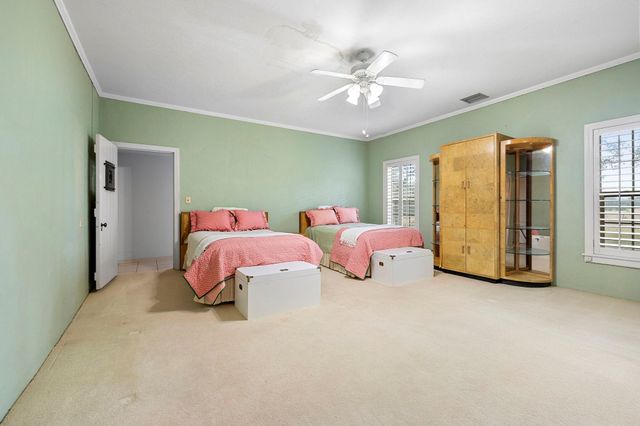 315 Flying R Ranch RD, Spring Branch, TX 78070