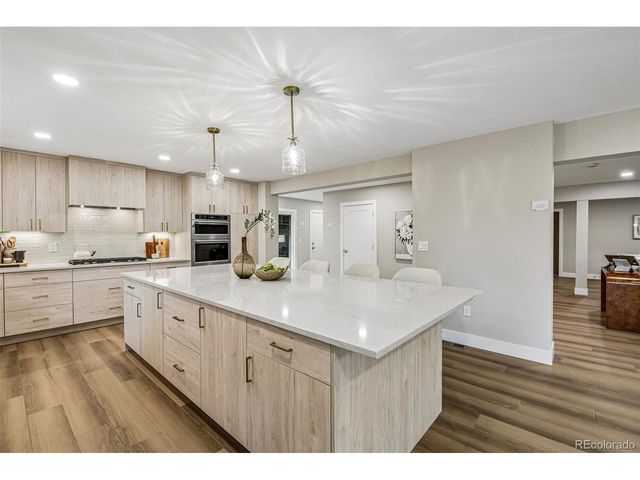3901 E Orchard Rd, Centennial, CO 80121