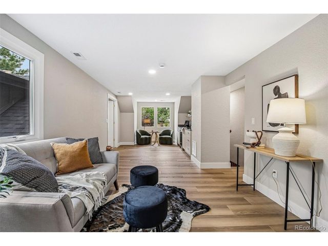 3901 E Orchard Rd, Centennial, CO 80121