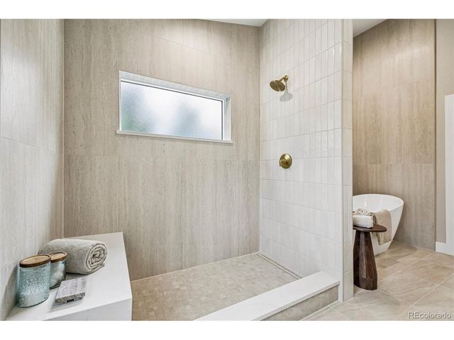 3901 E Orchard Rd, Centennial, CO 80121