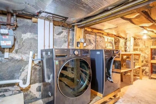 305 Safford St 305, Quincy, MA 02170