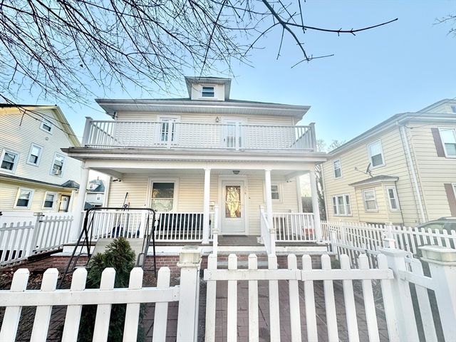 305 Safford St 305, Quincy, MA 02170