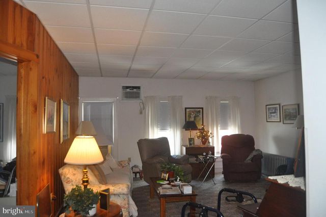 256-264 CENTER ST, Millersburg, PA 17061
