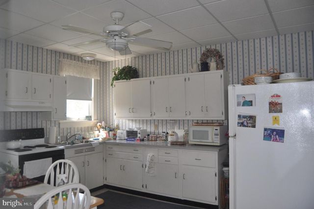 256-264 CENTER ST, Millersburg, PA 17061