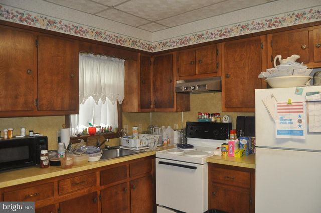 256-264 CENTER ST, Millersburg, PA 17061