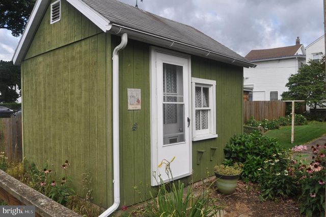 256-264 CENTER ST, Millersburg, PA 17061