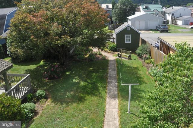 256-264 CENTER ST, Millersburg, PA 17061