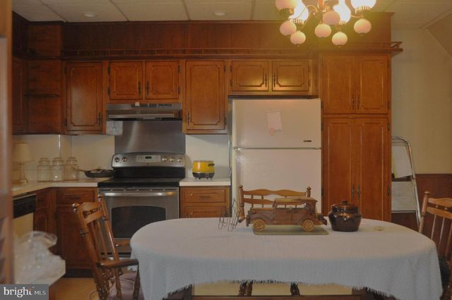 256-264 CENTER ST, Millersburg, PA 17061