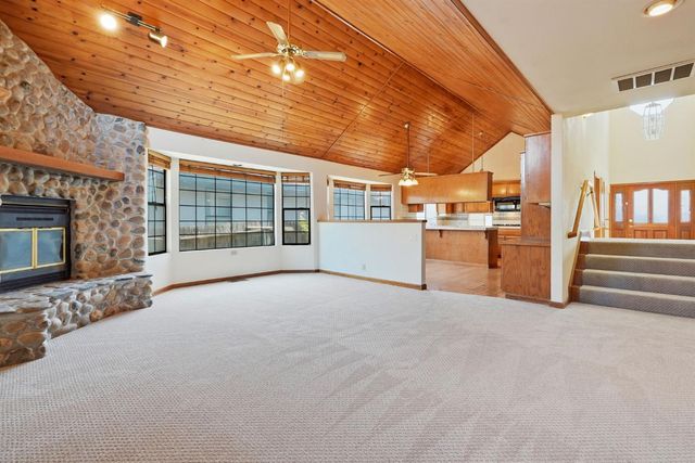 7351 Perera Cir, Sacramento, CA 95831