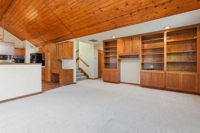 7351 Perera Cir, Sacramento, CA 95831