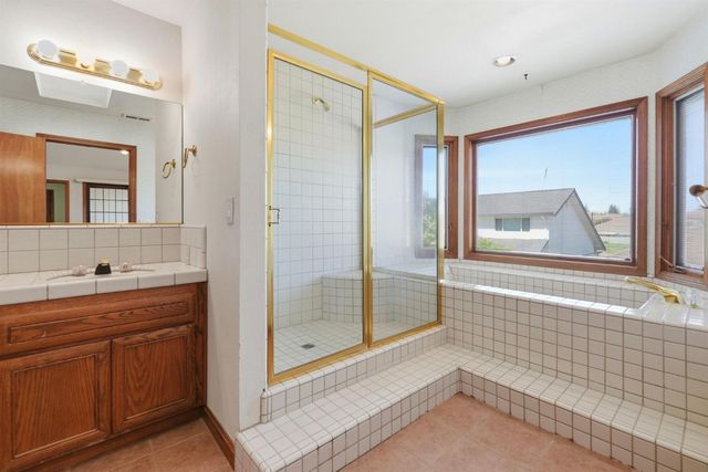 7351 Perera Cir, Sacramento, CA 95831