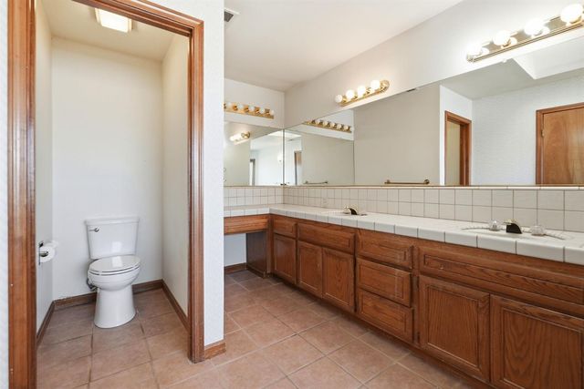 7351 Perera Cir, Sacramento, CA 95831