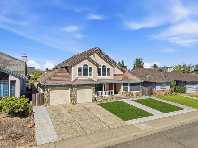 7351 Perera Cir, Sacramento, CA 95831