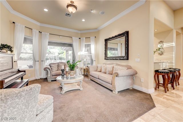 7770 La Cienega Street, Las Vegas, NV 89123