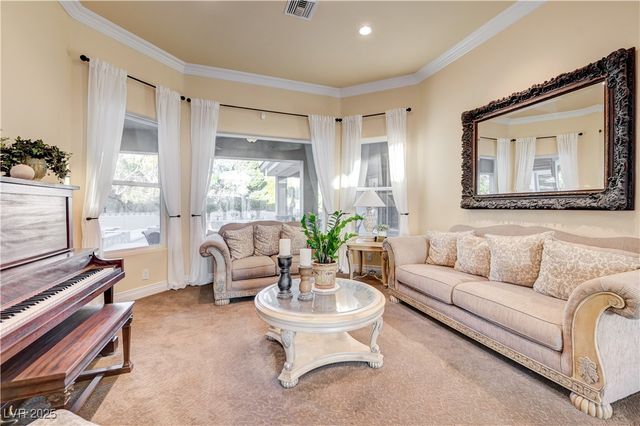 7770 La Cienega Street, Las Vegas, NV 89123