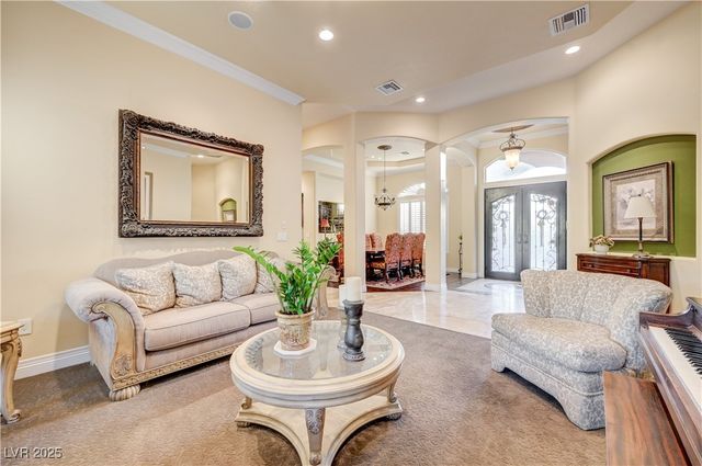 7770 La Cienega Street, Las Vegas, NV 89123