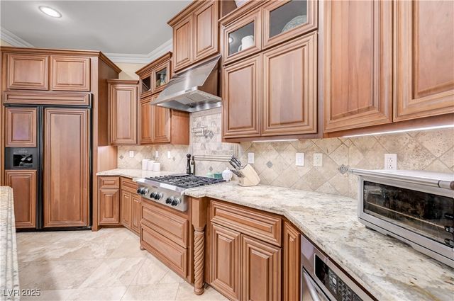 7770 La Cienega Street, Las Vegas, NV 89123