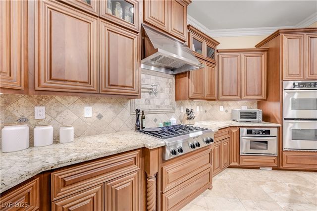 7770 La Cienega Street, Las Vegas, NV 89123