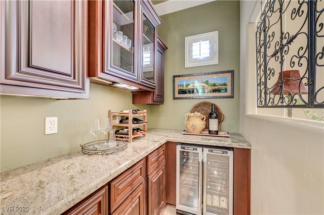 7770 La Cienega Street, Las Vegas, NV 89123