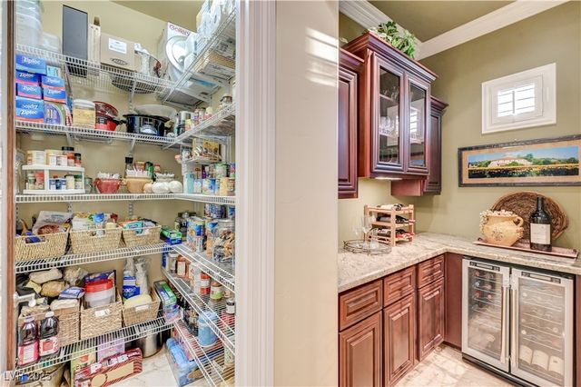 7770 La Cienega Street, Las Vegas, NV 89123