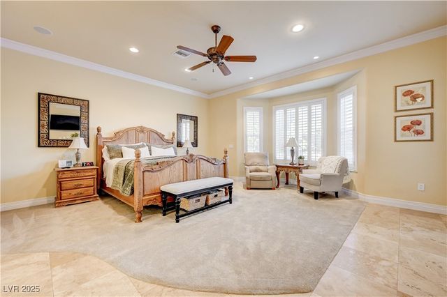 7770 La Cienega Street, Las Vegas, NV 89123