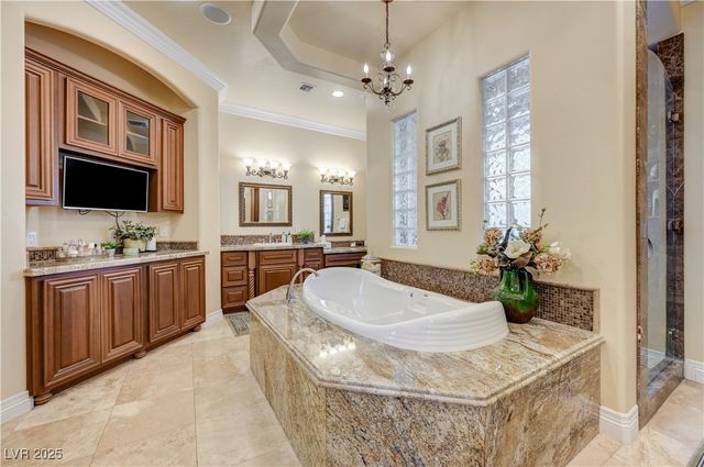 7770 La Cienega Street, Las Vegas, NV 89123