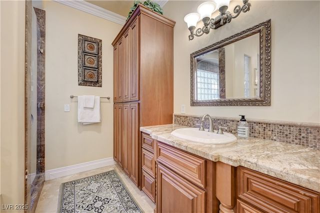 7770 La Cienega Street, Las Vegas, NV 89123